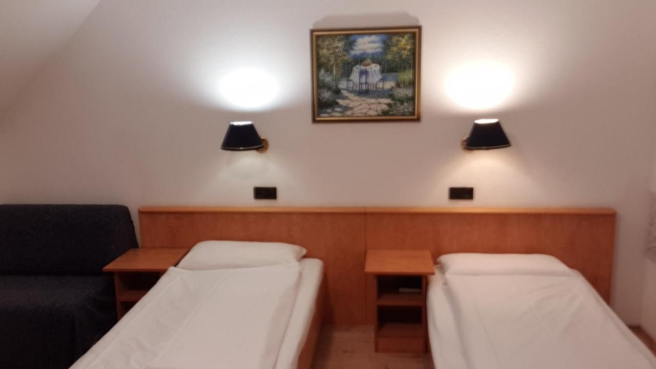 Hotel Gaya Бад-Зоден-ам-Таунус Екстер'єр фото